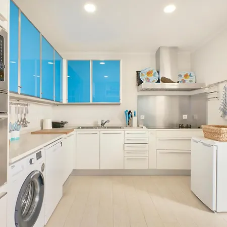 House Baleal Casa de Férias Ferrel (Leiria)