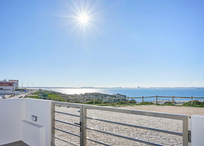 House Baleal Casa de Férias Ferrel (Leiria)